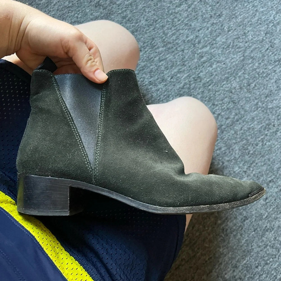 Acne Studios Green Suede Chelsea Boots, size 39 - Picture 2 of 7